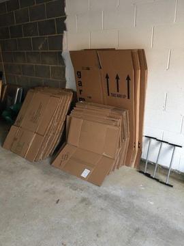 Approx’ 40 boxes, incl’ 3 hanging boxes, small/medium and large