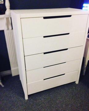 Large white wood chest with glitter drawers