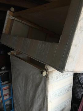Free Double bed base
