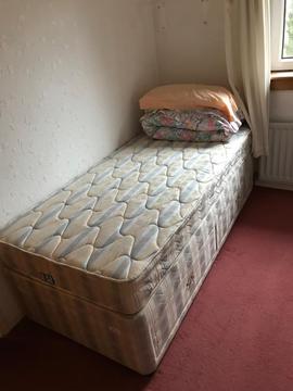 Free single bed base