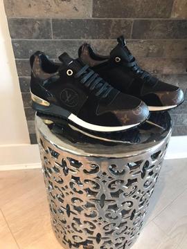 Louis Vuitton Runners Sneaker Trainers