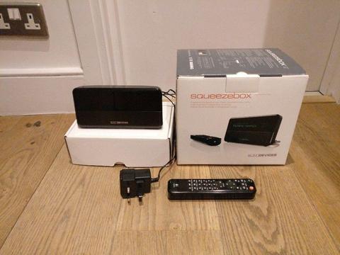 Slim Devices (Logitech) Squeezebox Classic v3 - WHAT HIFI 5 star Streaming device