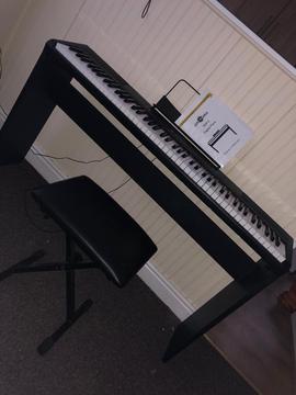 Electric piano almost new