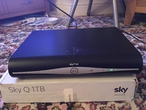 Sky+ HD WIFI box and remote