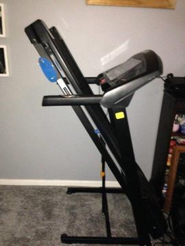 Pro fitness treadmill