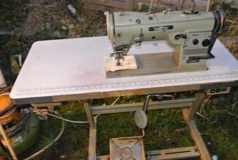 BROTHER FREEHAND EMBROIDERY ZIG ZAG INDUSTRIAL SEWING MACHINE LT2-B854-3