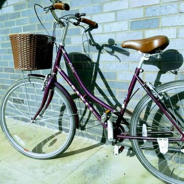 Great condition Dawes Duchess bike