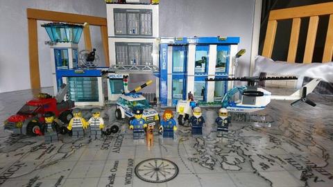 Lego City Police Station 60047 (Retired Set)