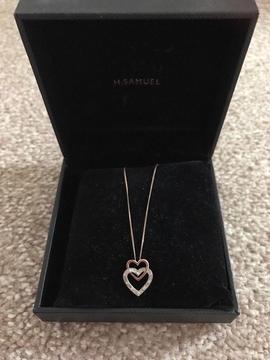Women's love heart necklace