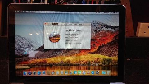 Macbook Pro 13" (Late 2011) 2.4Ghz i5 8GB RAM 500GB HDD