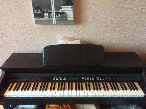 Full size digital piano fully working