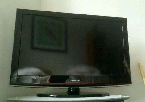 Samsung 32' tv - free delivery