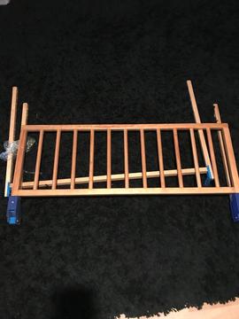 Pine bed guard