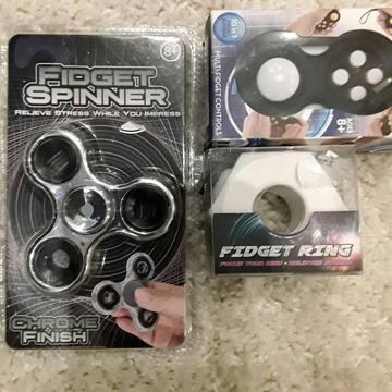 Kids fidget spinner and fidget rings ideal for party bags