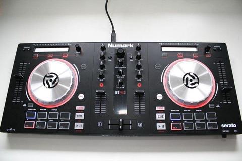 Numark Mixtrack Pro 3 Deck