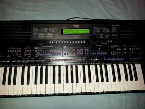 Yamaha psr 2700 sampling keyboard