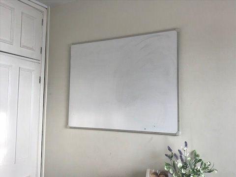 whiteboard cardiff area must go asap £5