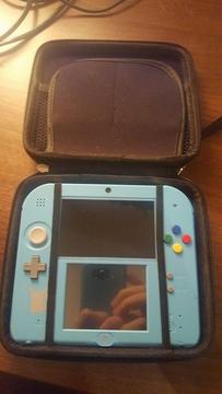 Nintendo 2DS Special Edition Pokémon Pokémon Sun pre-installed (with case + Pokemon White)