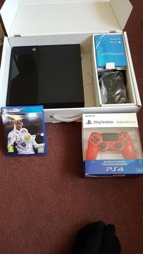 Playstation 4 500gb console with 2 controllers and fifa 18