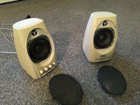 active speakers 200 watts
