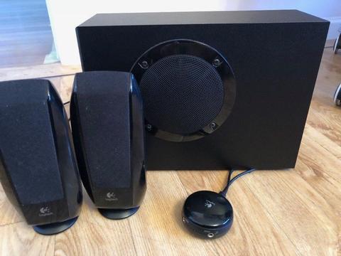 Logitech 2.1 Speaker Black