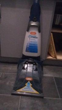 Swap or sell vax carpet washer for a good vacum cleaner