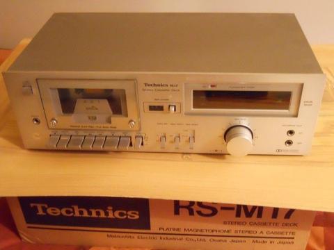 Technics ; Stero Integrated DC Amp SU-V2 - Cassette Player RS-M17 - Turntable SL-D2