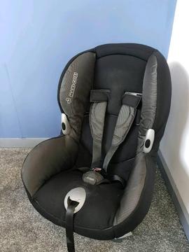 Maxi cosy car seat