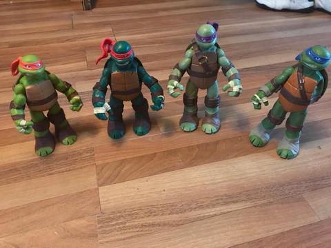 4 ninja turtles figures