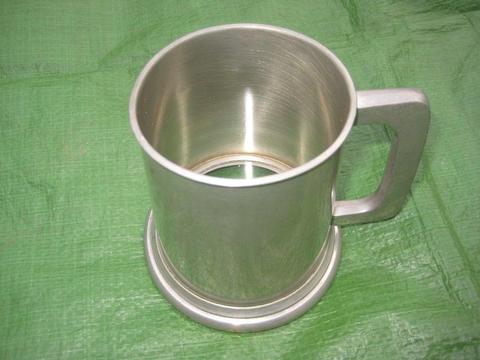 Viners of Sheffield English Pewter Beer Mug with Glass Bottom