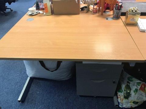 Solid Cantilever Beech Office Desk (800mm(D) x 1200mm(W) x 700mm(H) (27 available)
