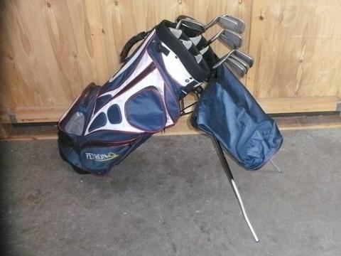 Macgregor Golf Clubs including Petron bag