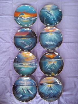 DOLPHIN COLLECTIBLE PLATES