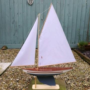 Gaff Pond Yacht Vintage Model Sailing Boat