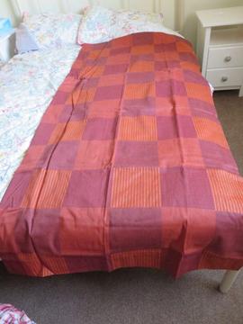 Bedroom - Matching Curtains and single bed duvet set - new