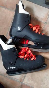 Ice hockey boots size 9