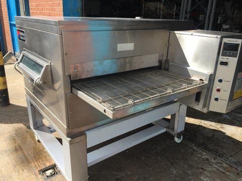 MIDDLEBY MARSHALL - PS200G GAS 32 INCH - FAST BAKE SET UP - CONVEYOR PIZZA OVEN