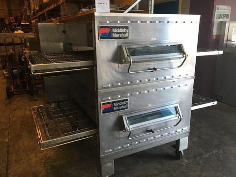MIDDLEBY MARSHALL - PS200 GAS 32 INCH - FAST BAKE SET UP - CONVEYOR PIZZA OVEN