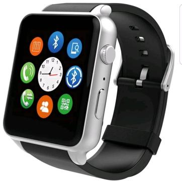 All apps installed Bluetooth smart watch for android and iPhone brand new in box
