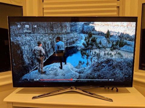 EXCELLENT CONDITION - Samsung 48inch HD Smart TV