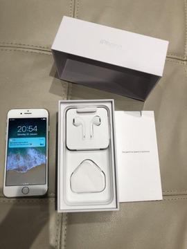 Brand New Apple iPhone 8 64GB Unlocked Silver Bargain!!!