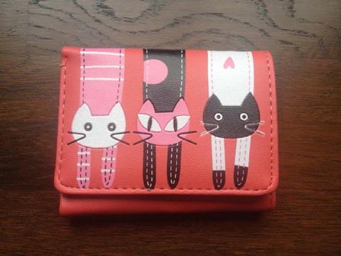 New red purse with 3 cats - nice gift / present for girl or woman