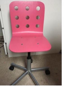 Children's Pink desk chair from ikea