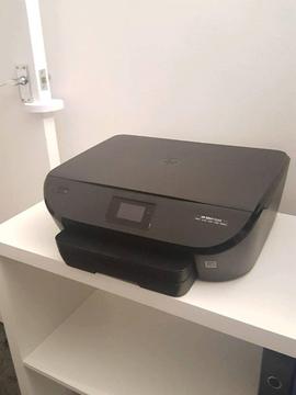 HP envy 5540 WiFi printer and scanner