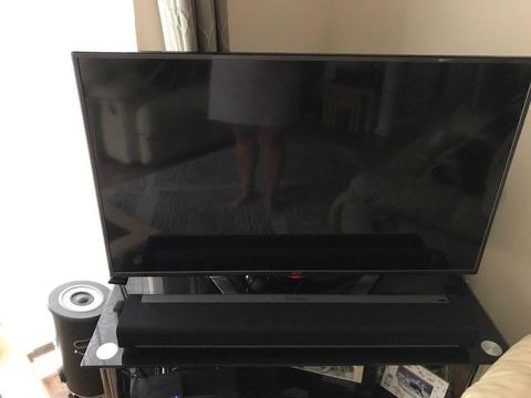 LG 47 inch smart Tv
