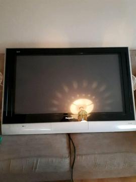 Panasonic 42 inch tv