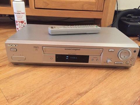 Sony VHS Video player and recorder