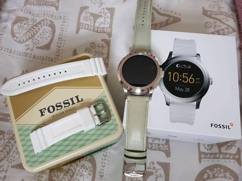 Fossil smart watch Q Founder 2.0