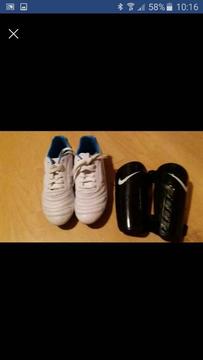 Football boots size 5 & nike shin pads small