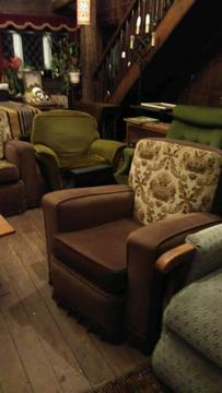 Three seater settee sofa + matching armchairs